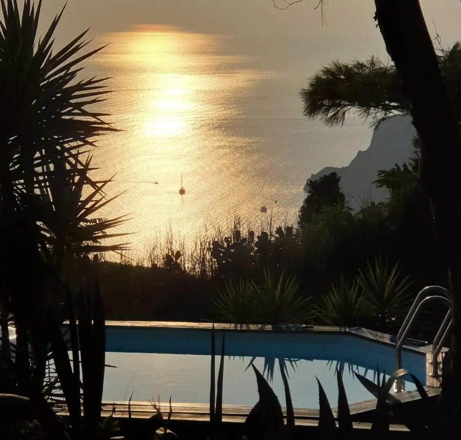 利帕里Anoeta Casetta Eoliana Lipari,Pool,Sauna别墅 意大利